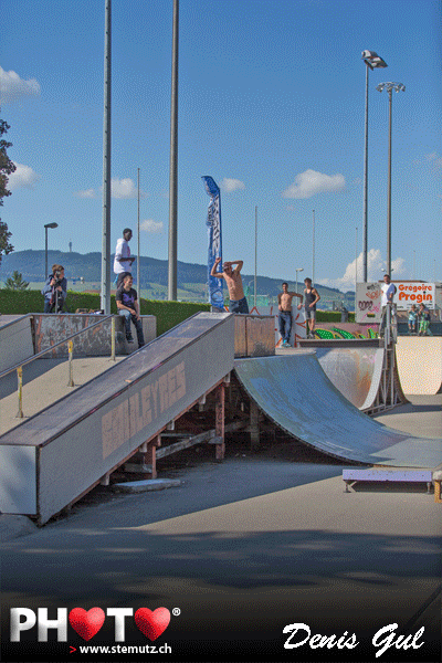 GIF animation: Denis Gul ... High in the Park Roller Contest, 22.07.2012