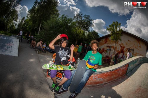 Free stuff makes happy Kids ... Volcom Sausage Day @ Skatepark Murten