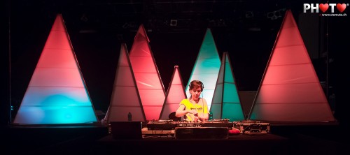 DJ'ette in action ... X-MAS Party @ Fri-Son, Fribourg, 24.12.2012