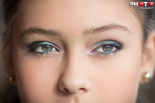 Close-up Portrait of Nadja  ...  @ Atelier Make-Up with Violaine & Mary