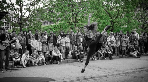 Arielle de Sadeleer ballet jump ... Fête de la danse 2013 @ Place Georges Python