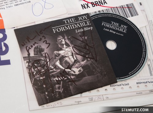 The Joy Formidable signed Radio Edit of Little Blimp with my picture live @ Fri-Son!!