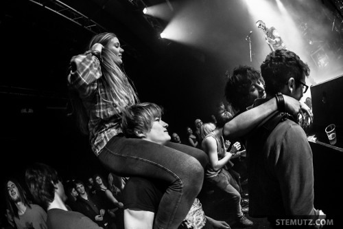 Crowd loves Hola Ghost @ Nouveau Monde, Fribourg, Switzerland, 02.11.2013