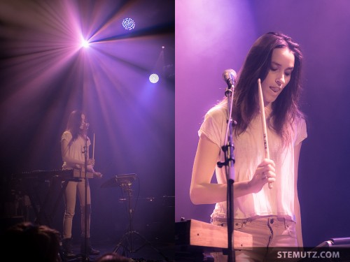 Lightshower / Sticky Tongue ... Theresa Wayman of Warpaint (USA) @ Fri-Son, 08.11.2013