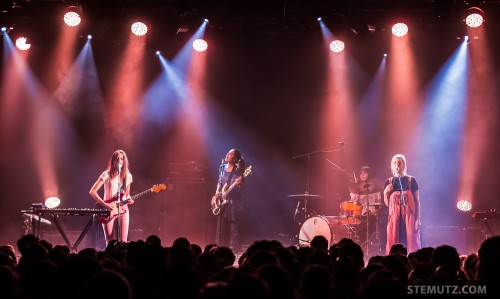 Strange Light Combinations ... Warpaint (USA) @ Fri-Son, Fribourg, 08.11.2013