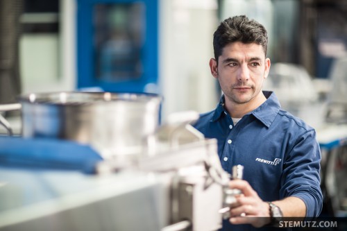 People behind Machines ... Frewitt Factory Photo Shoot, Fribourg, 24.01.2014