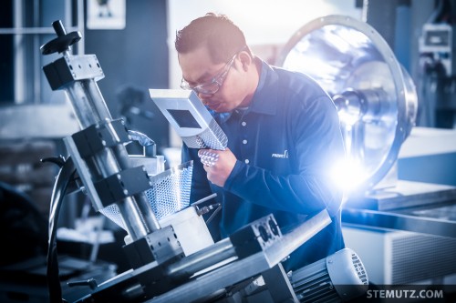 People behind Machines ... Frewitt Factory Photo Shoot, Fribourg, 24.01.2014