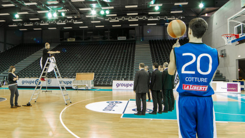 Rapport de Gestion 2014: Groupe E Corporate Shoot @ Salle des Sports, Fribourg Olympic, Fribourg,09.03.2015
